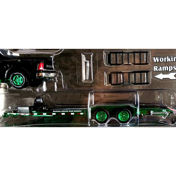 Greenlight Gas Monkey Green Machine 2016 RAM 2500 w/ HEAVY DUTY CAR HAULER - Picture 4 of 9